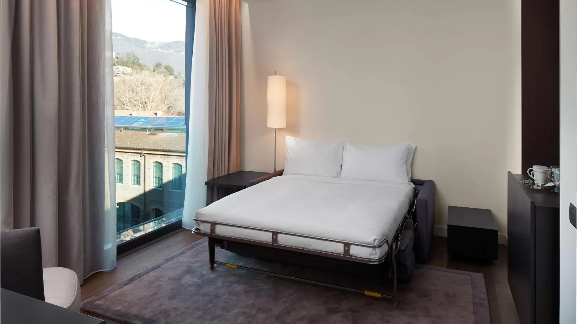 Hotel Hilton Lake Como