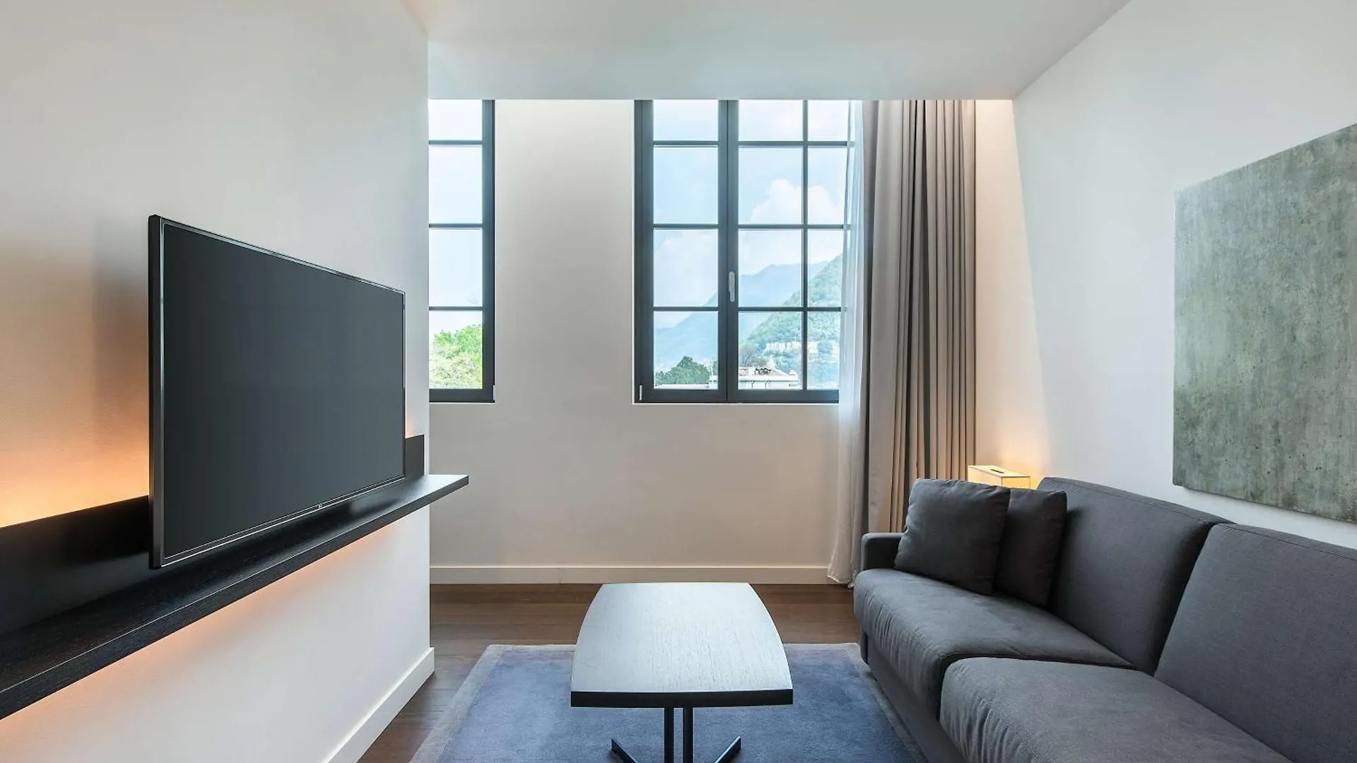 Hotel Hilton Lake Como