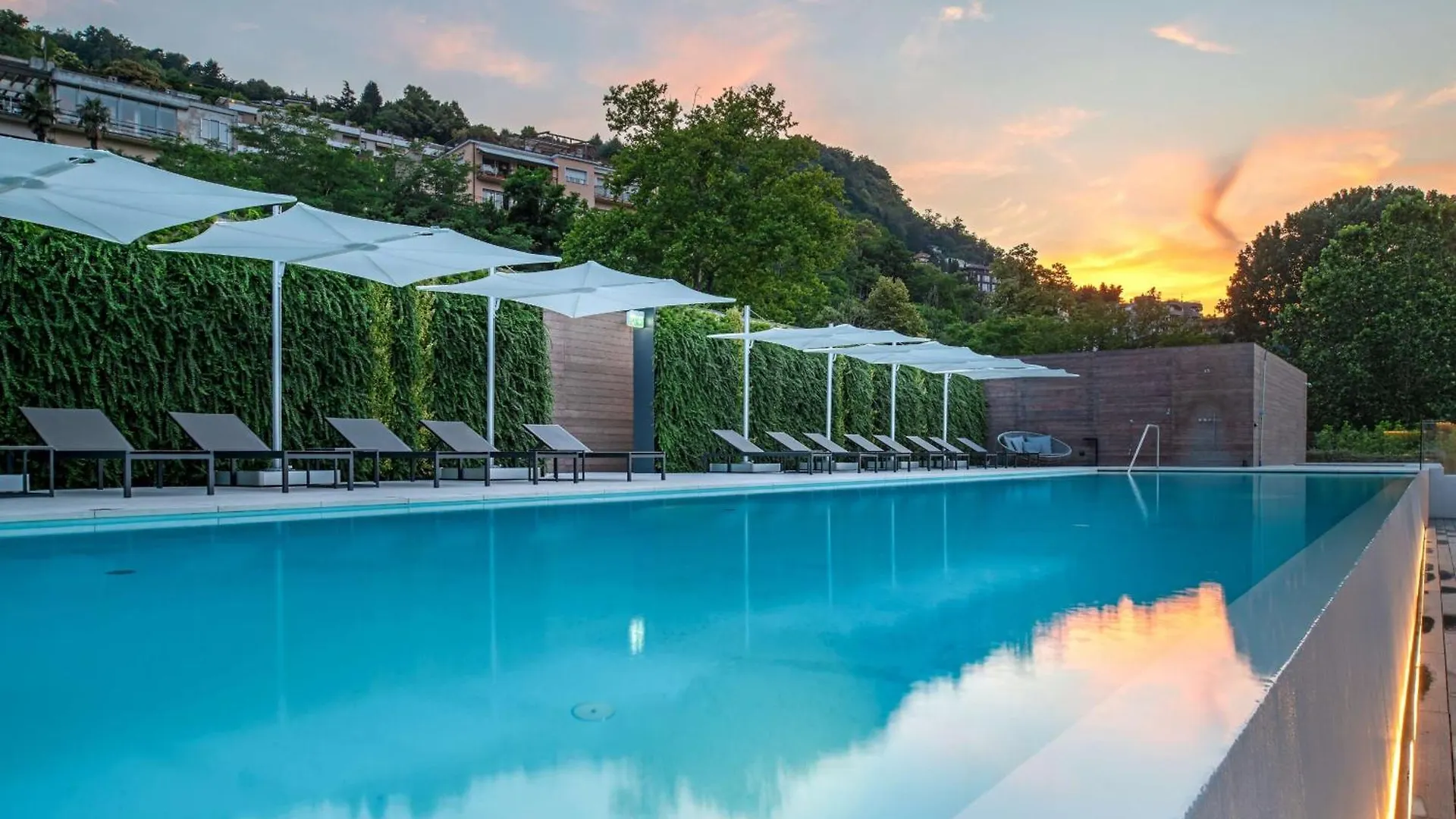 Hotel Hilton Lake Como