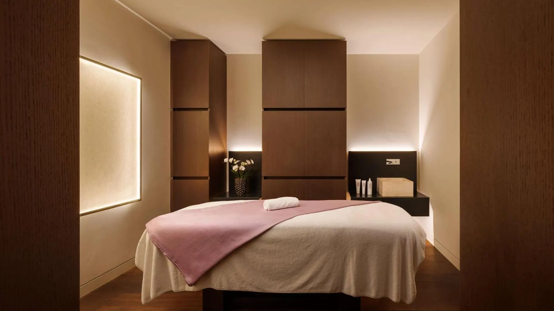 Hotel Hilton Lake Como