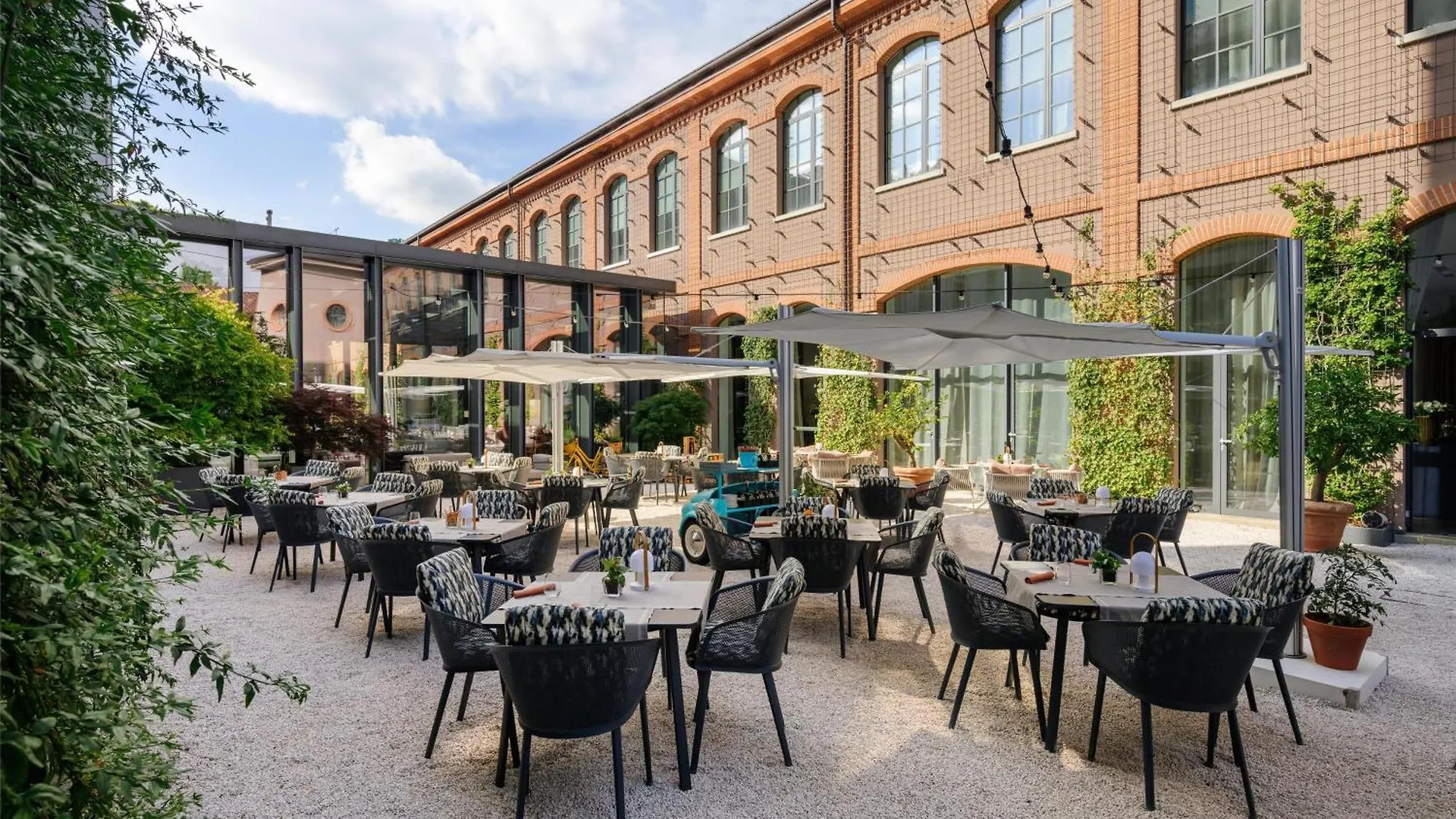 Hilton Lake Como