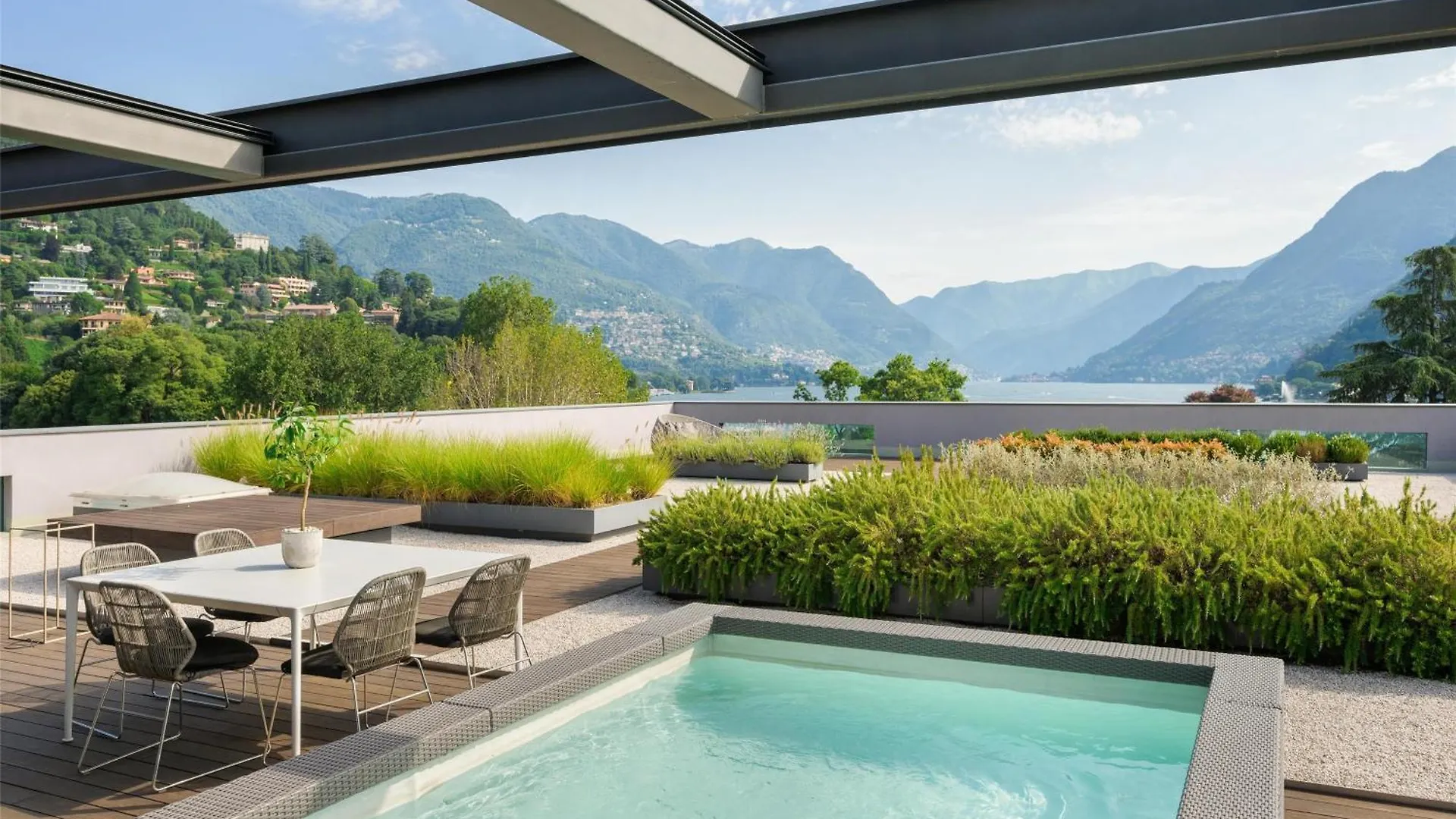 Hilton Lake Como