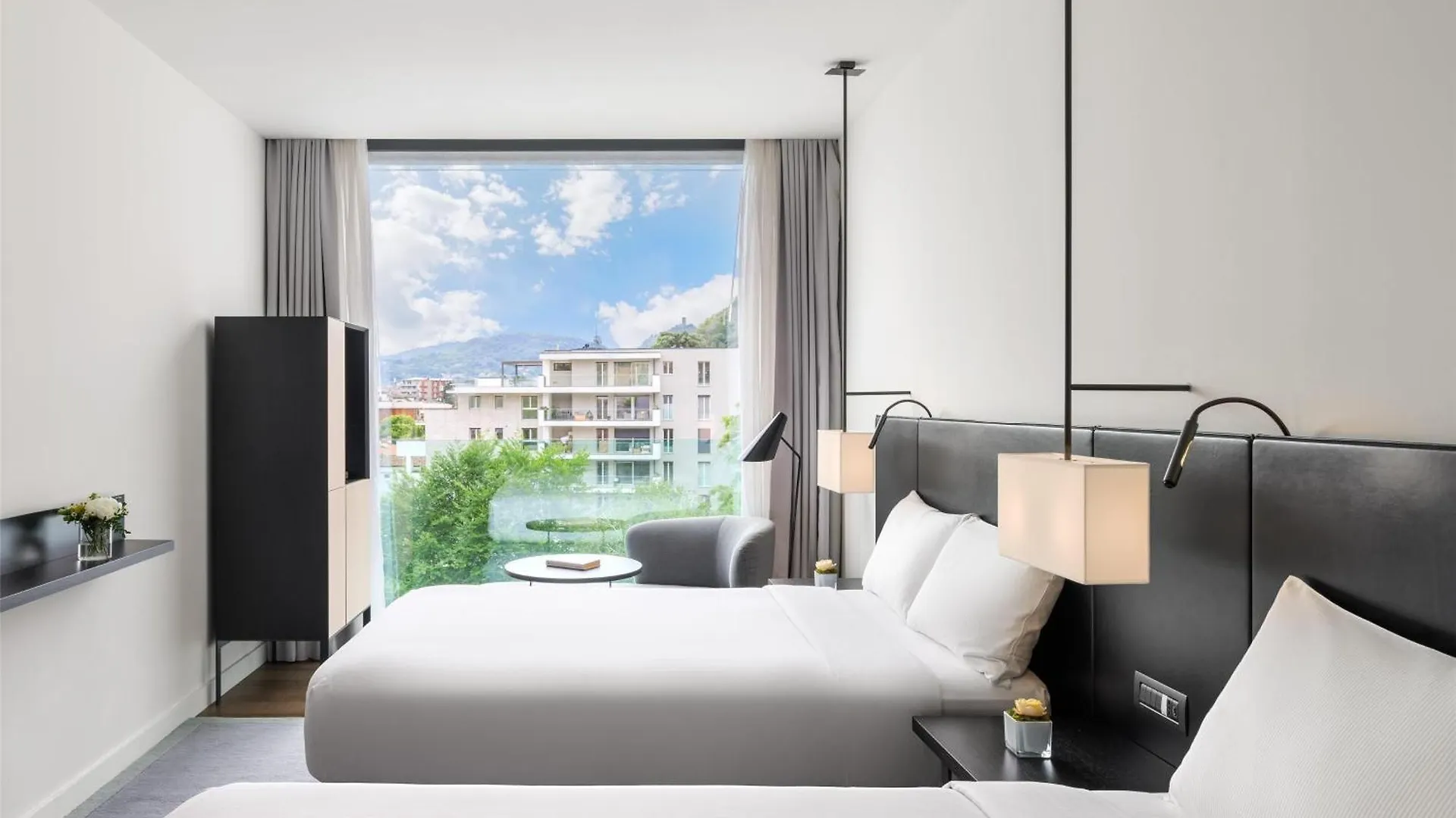 Hotel Hilton Lake Como